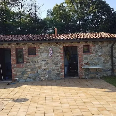Villa Cascina Vercellina Con Piscina