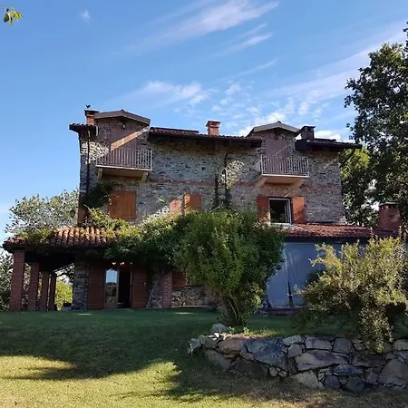 Villa Cascina Vercellina Con Piscina *